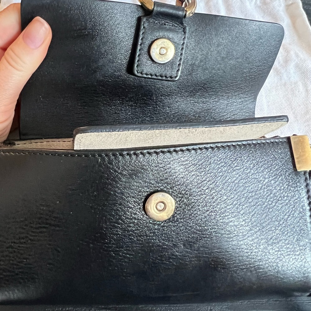 Chloé Faye Small Leather Shoulder Bag - Picture 9 of 17